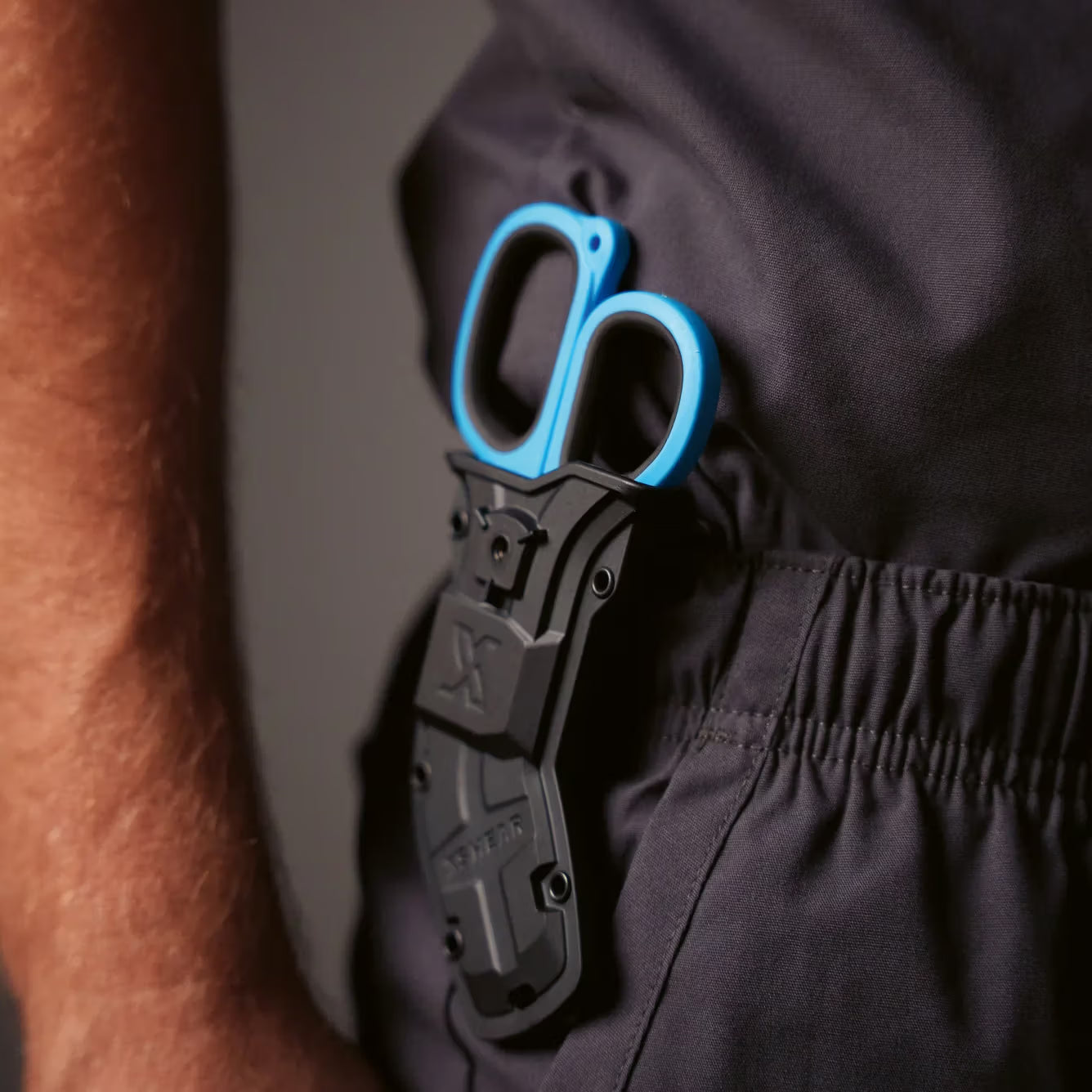 XSHEAR® Mini Tactical Holster – Kompakter Scherenhalter MOLLE