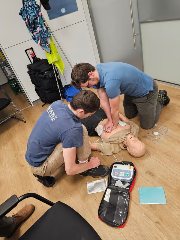  Premium First Aid & Trauma Training (16h)