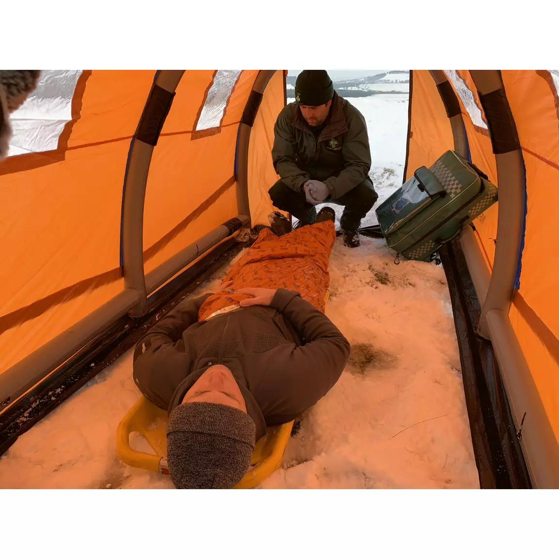 RIGLOO Rescuer Rettungszelt – Aufblasbares Notfallzelt Hypothermie - Critical Knowledge
